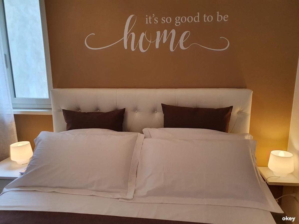 2B Home - Bari Centro Bagian luar foto